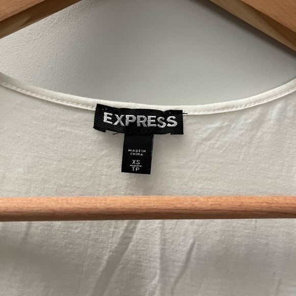 EXPRESS Lace Tank Top - Picture 3 of 4